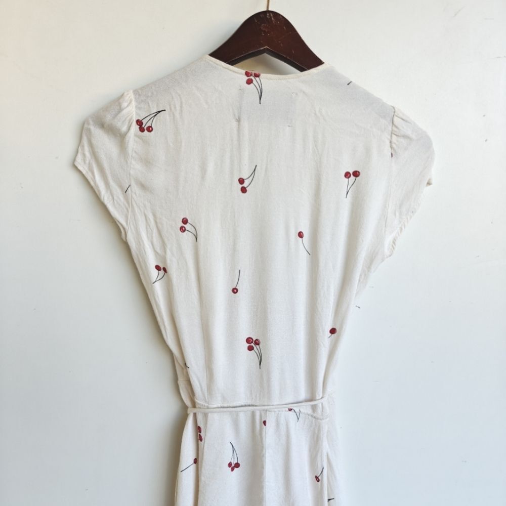 Reformation Raquel Tart Cherry Wrap Dress Size XS Ivory Cream Red - Picture 6 of 14